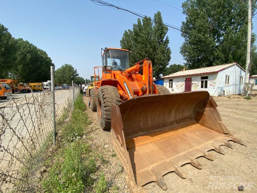 Doosan DL503 Kaivurikuormaajat