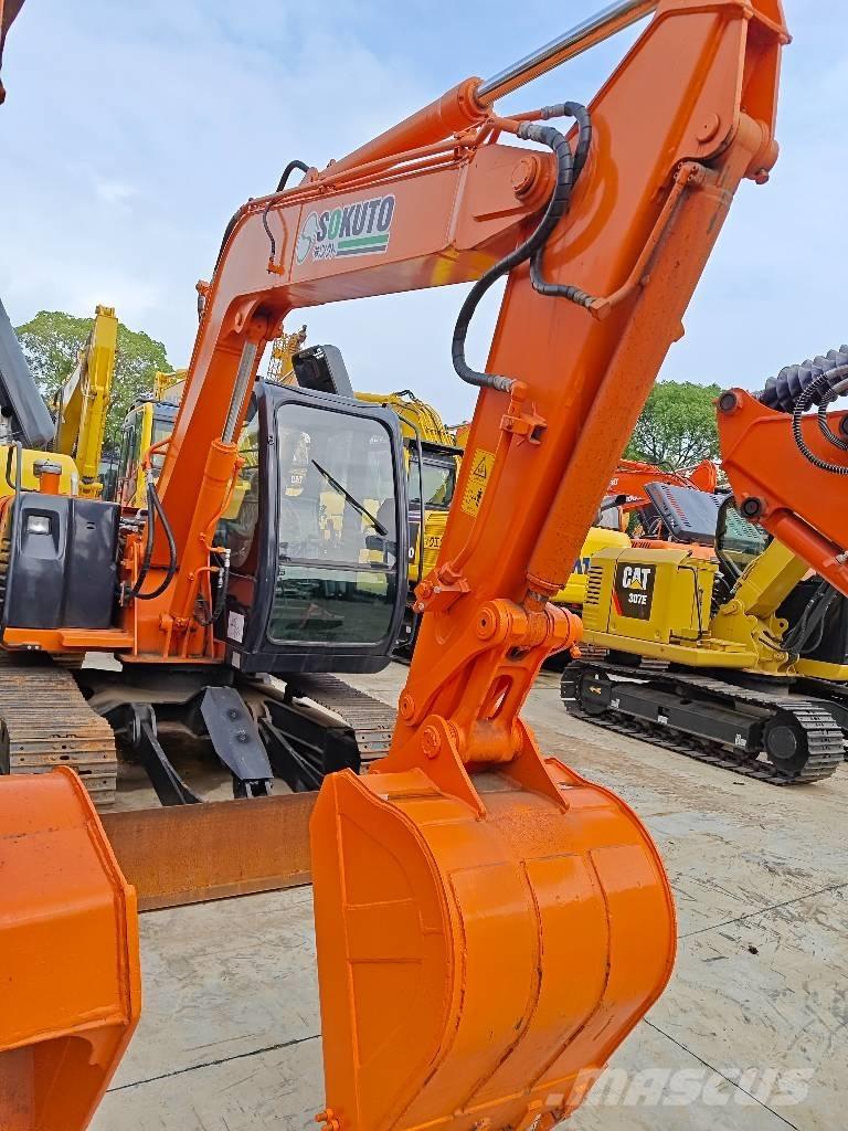 Hitachi ZX 70 Midikaivukoneet 7t - 12t