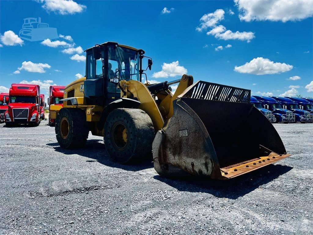 CAT 938 M Pyöräkuormaajat