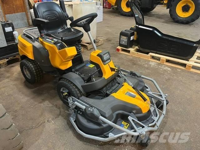 Stiga PARK PRO 900WX Päältäajettavat ruohonleikkurit