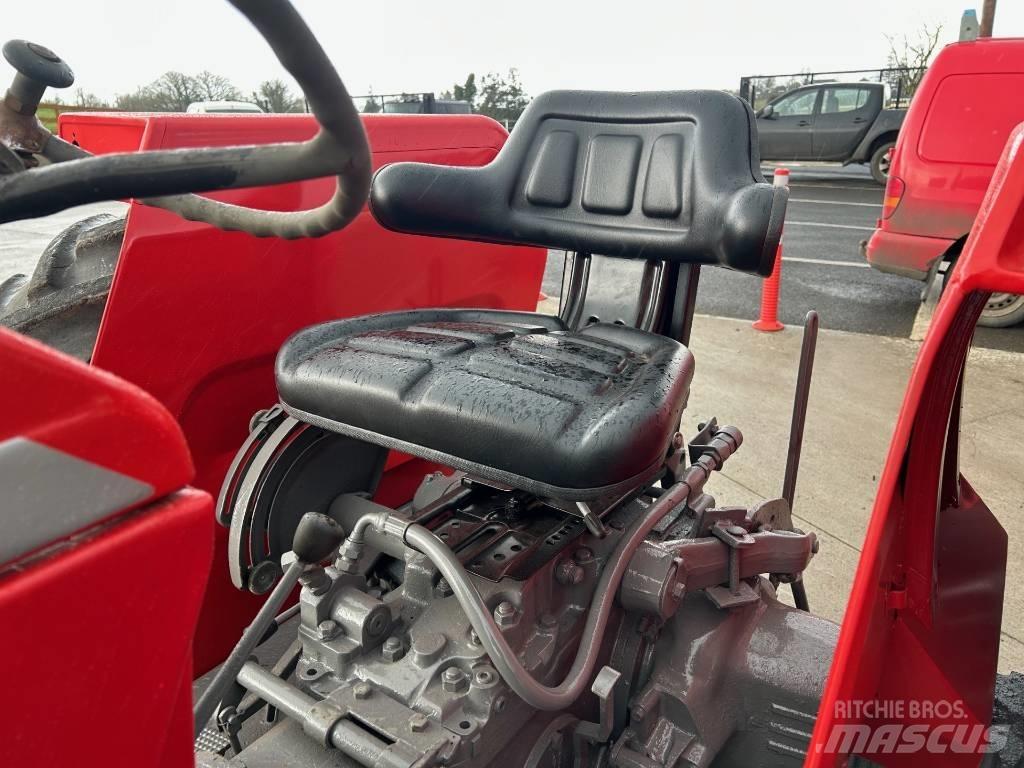 Massey Ferguson 165 Traktorit
