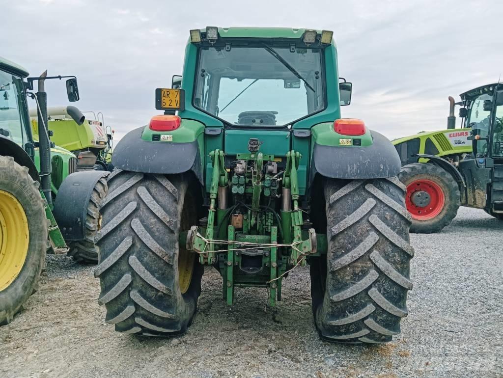 John Deere 6820 Traktorit