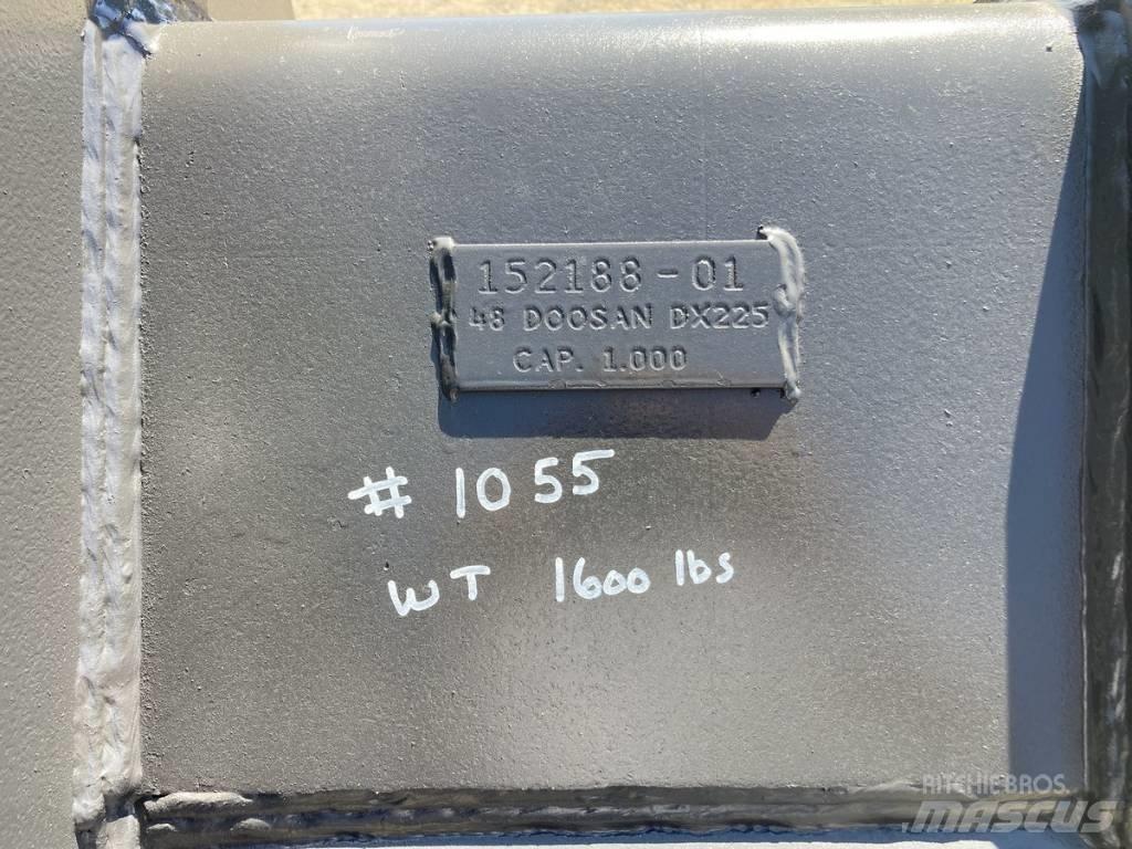 Doosan DX 225 Muut