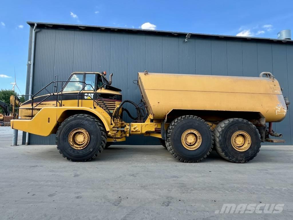 CAT 740 Water truck Dumpperit