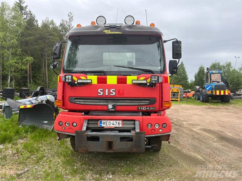 Sisu E11 420 Tienhoitoautot