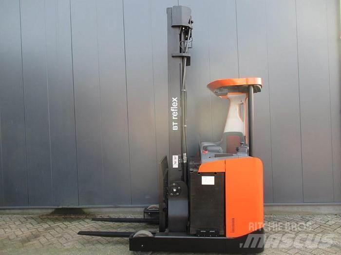 BT RRE 160 Työntömastotrukit