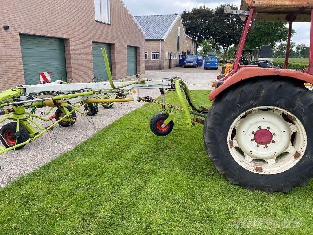 CLAAS volto 1050t Pöyhimet ja haravat