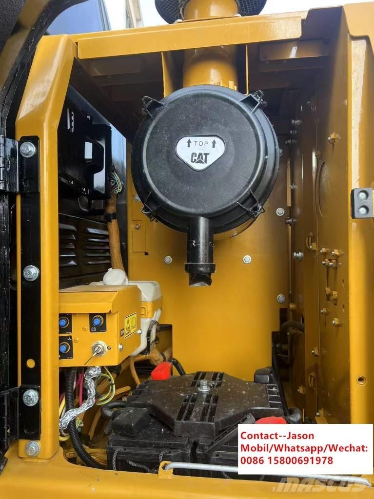 CAT 320 D RR Telakaivukoneet