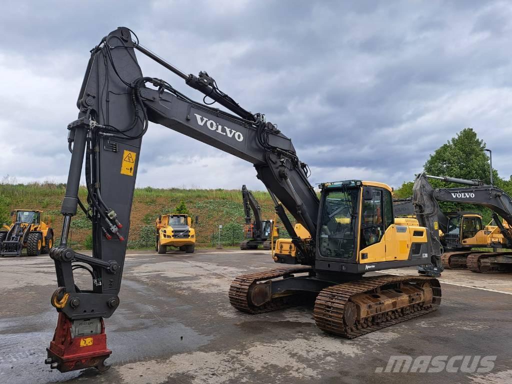 Volvo EC 220 DL Telakaivukoneet