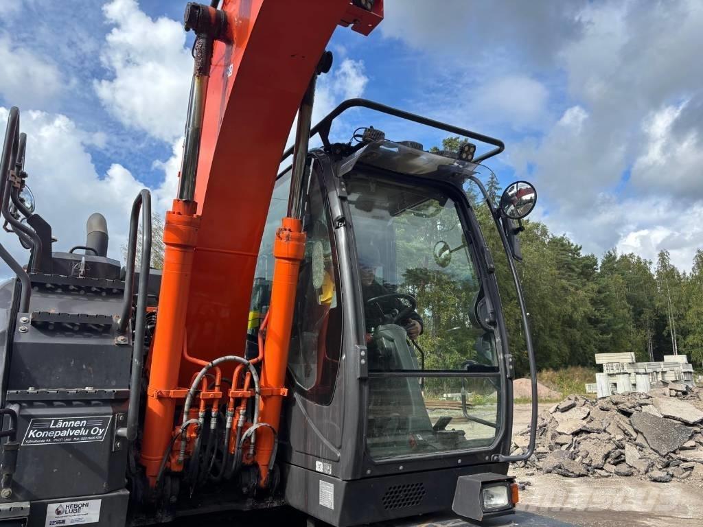 Hitachi ZX 140 W-6 Pyöräkaivukoneet