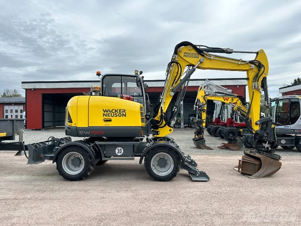 Wacker Neuson EW100 Pyöräkaivukoneet