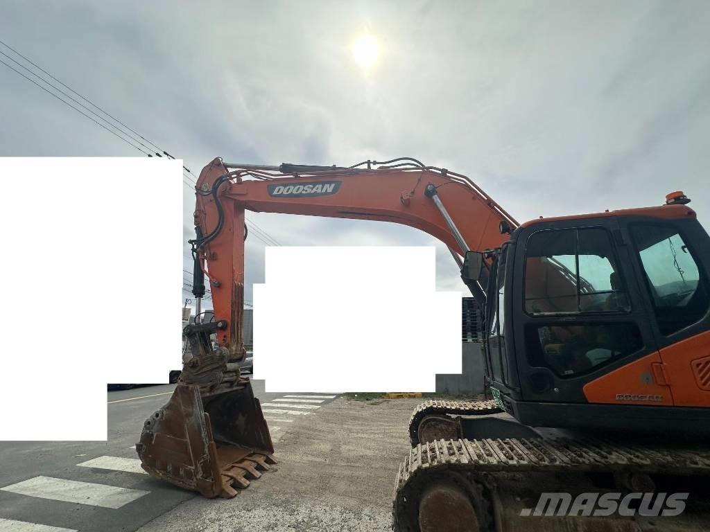 Doosan DX 300 LC-5 Telakaivukoneet