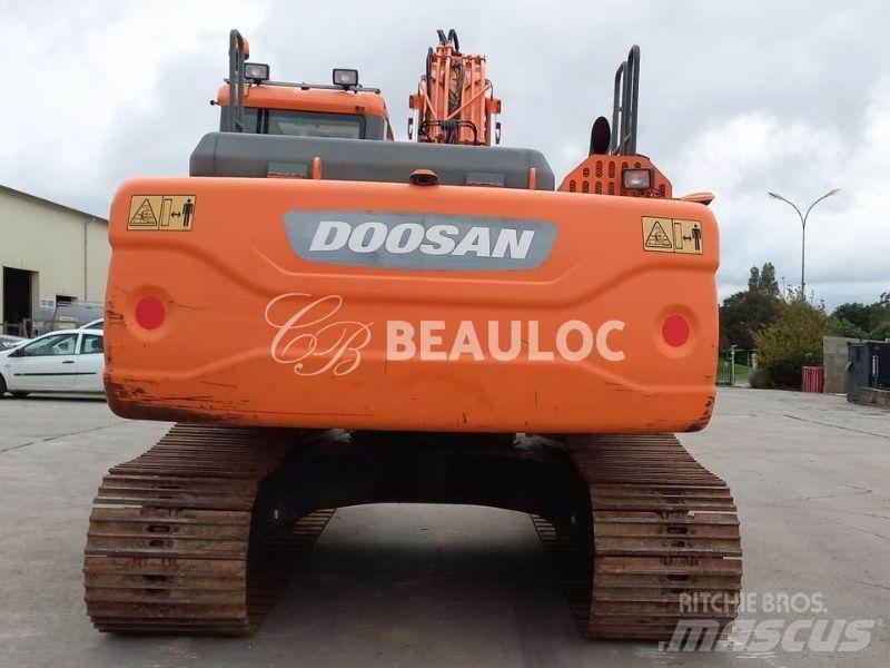 Doosan DX 225 LC Telakaivukoneet