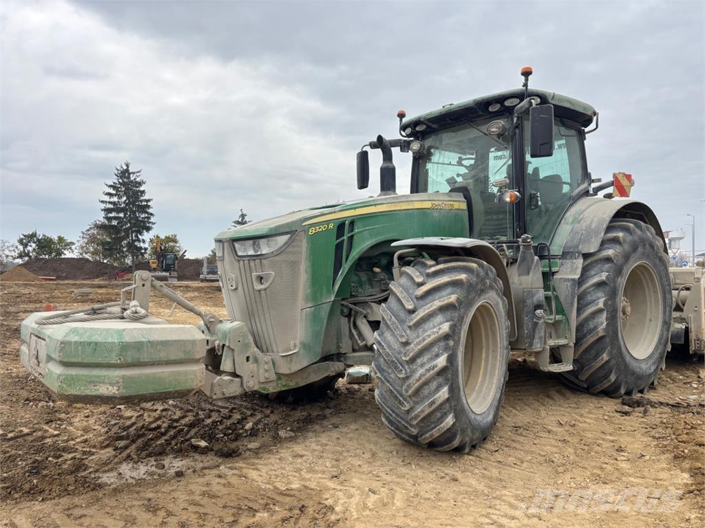 John Deere 8320R Muut koneet