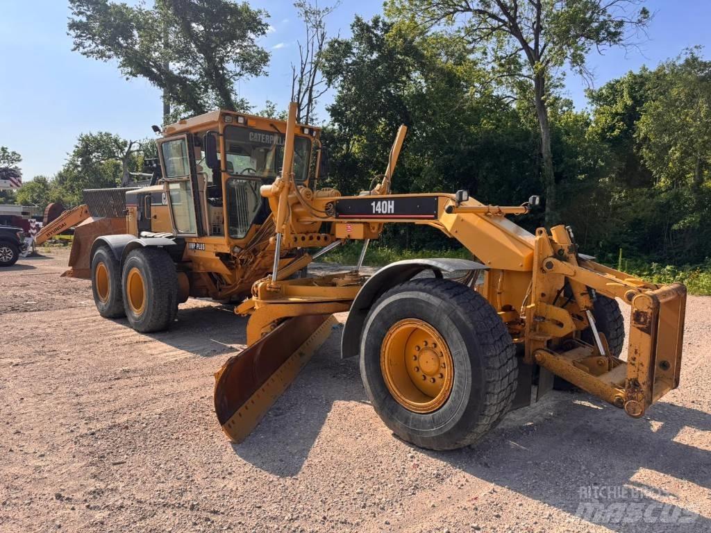 CAT 140 H Tiehöylät