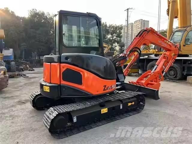 Hitachi ZX 50 Minikaivukoneet < 7t