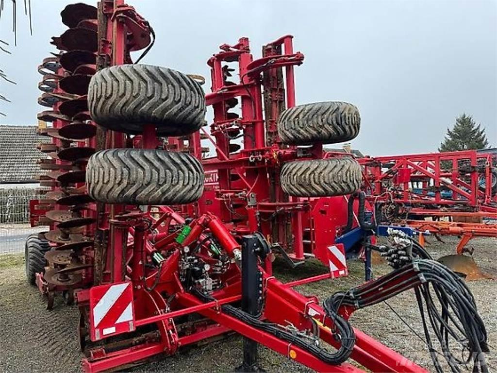 Horsch Joker 8RT Kiekkomultaimet ja lautasäkeet