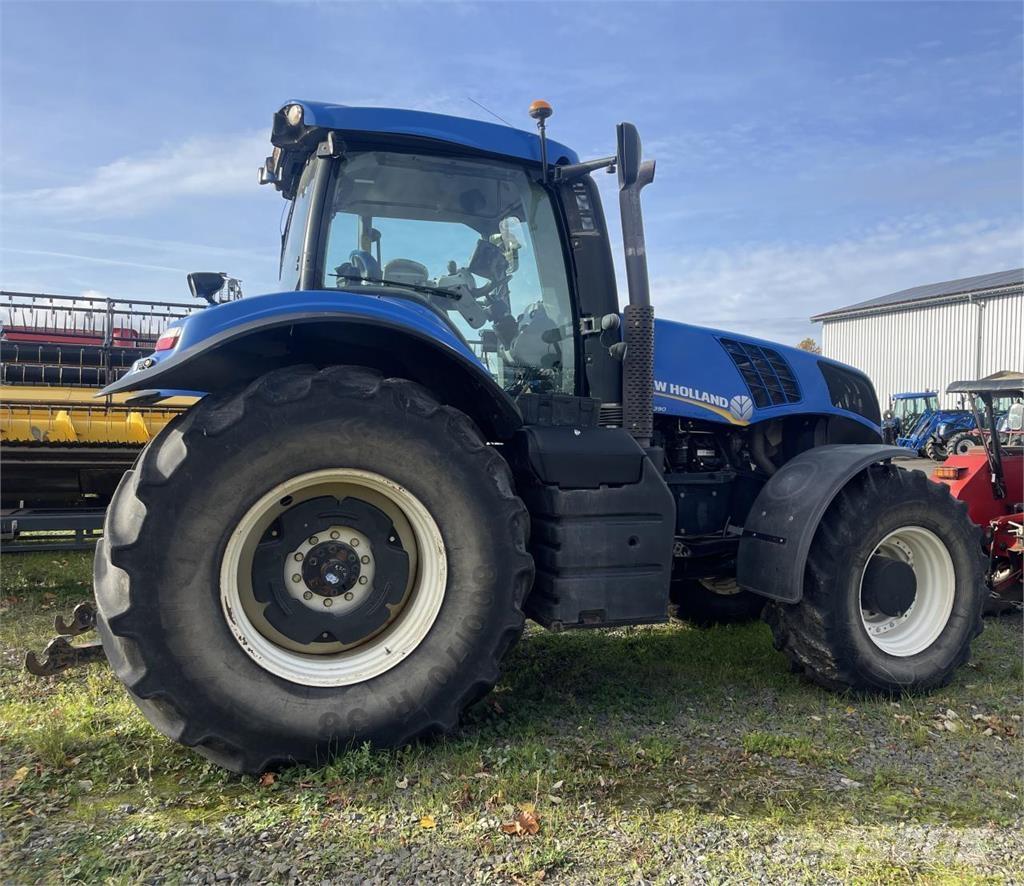 New Holland T8.390 Traktorit