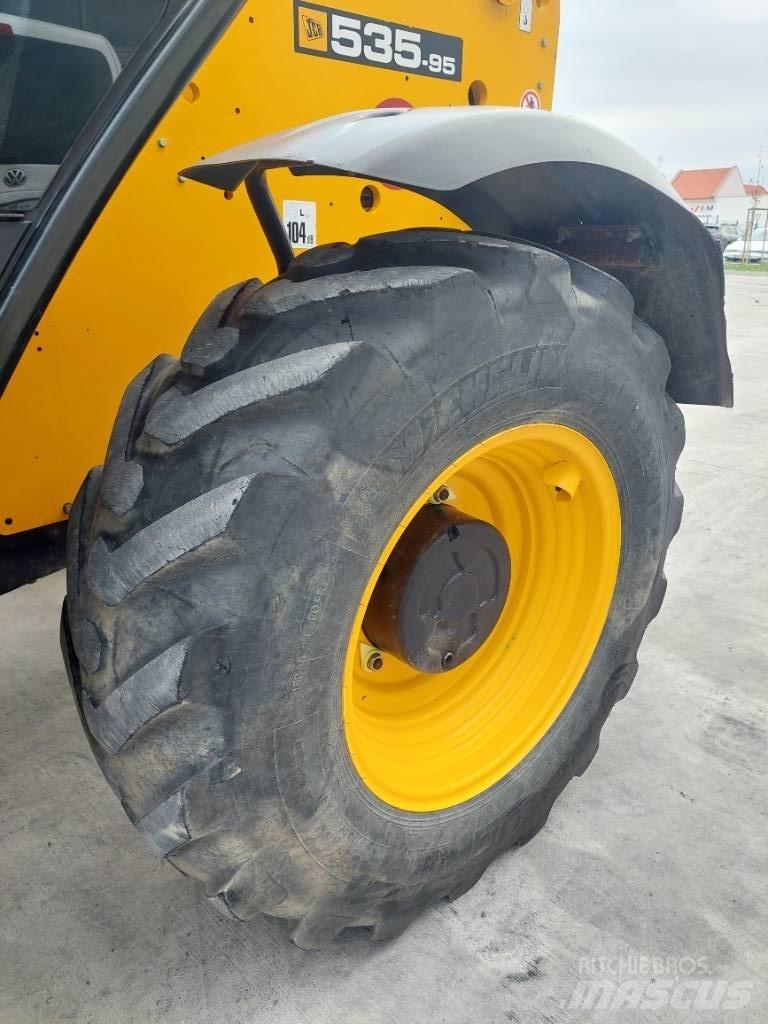JCB 535-95 Kurottajat