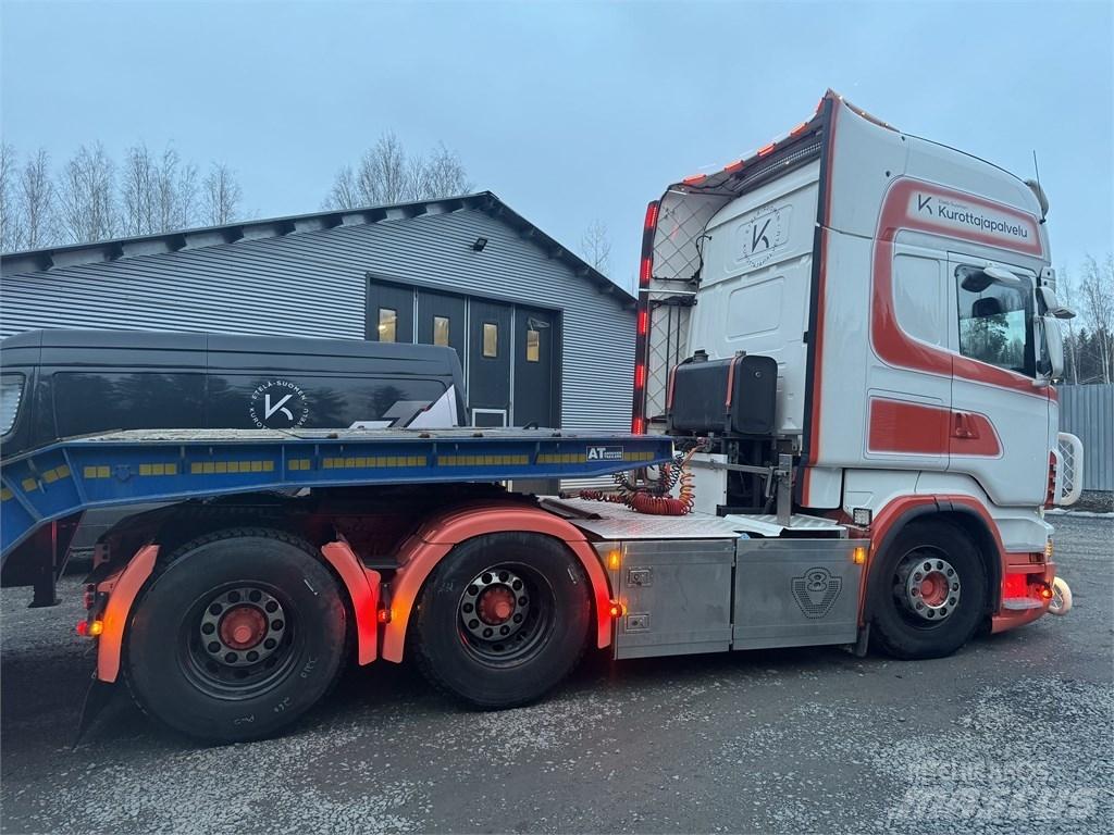 Scania R 730 Vetopöytäautot