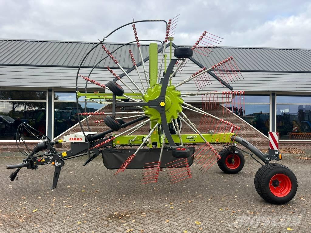 CLAAS Liner 2900 Karhottimet