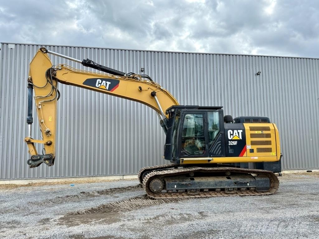 CAT 326 F L Telakaivukoneet