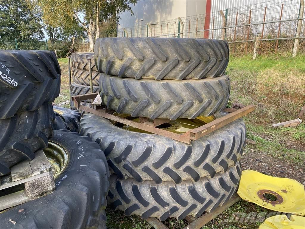  380/105R50 Renkaat ja vanteet