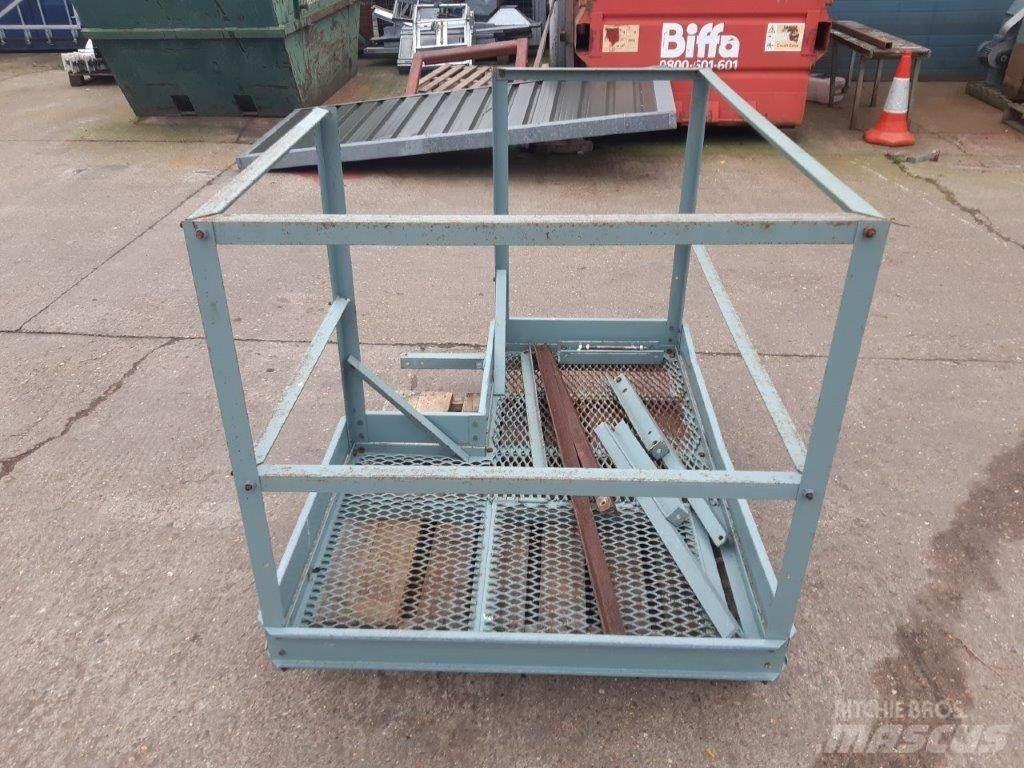  Carier ACCESS Muut henkilönosturit