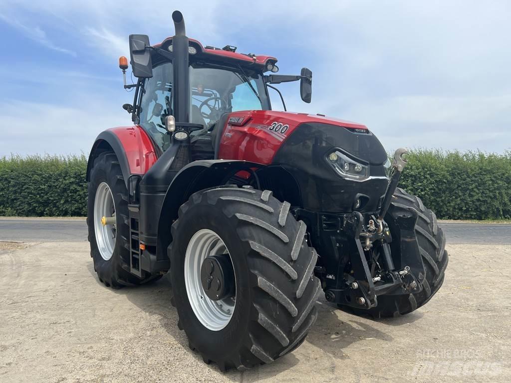 Case IH OPTUM 300 Traktorit