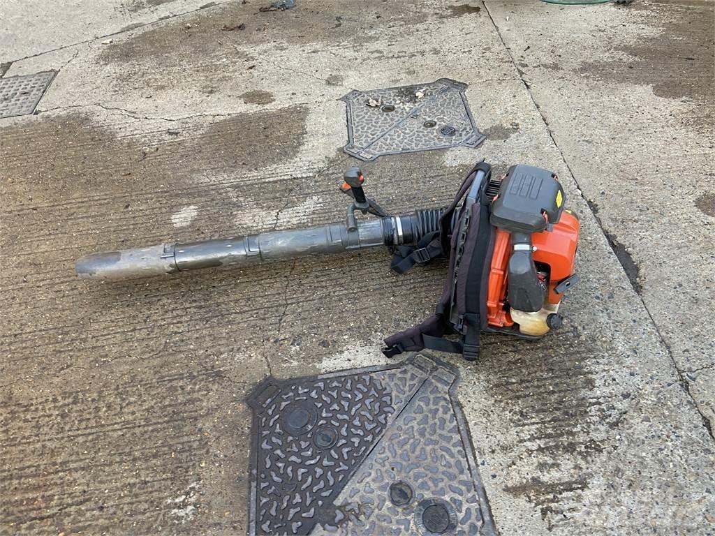 Husqvarna 570BTS Muut maatalouskoneet
