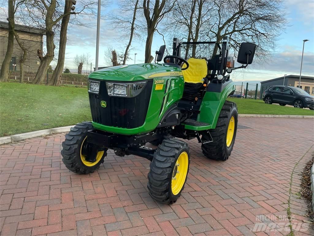 John Deere 2038R Taajamatraktorit