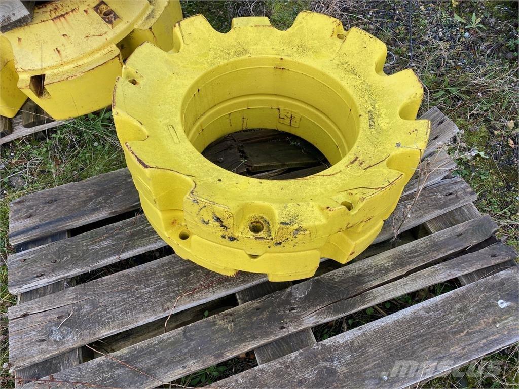 John Deere 205KG Renkaat ja vanteet