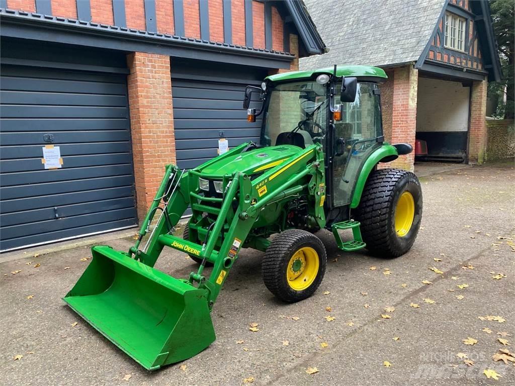 John Deere 4066R Taajamatraktorit