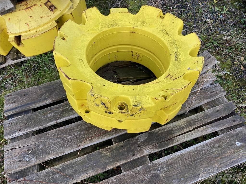 John Deere 600KG Renkaat ja vanteet