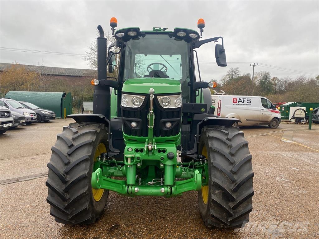 John Deere 6130M Traktorit