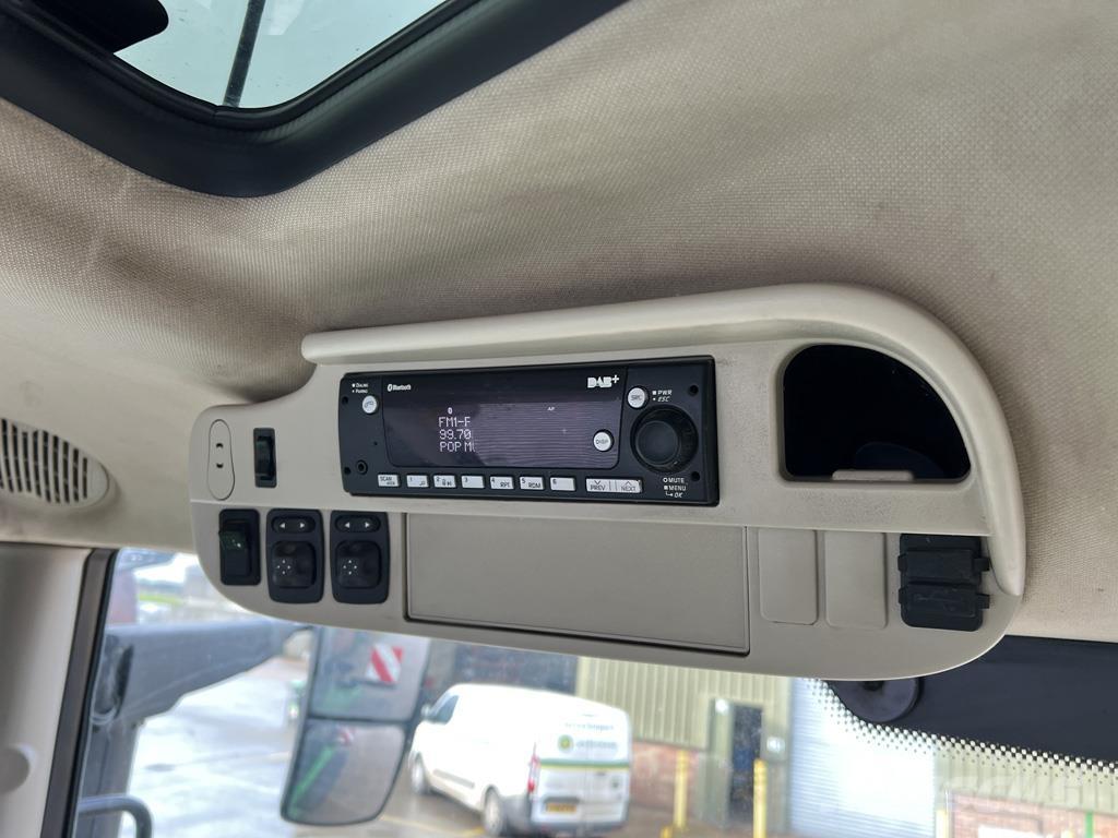 John Deere 6250R Traktorit