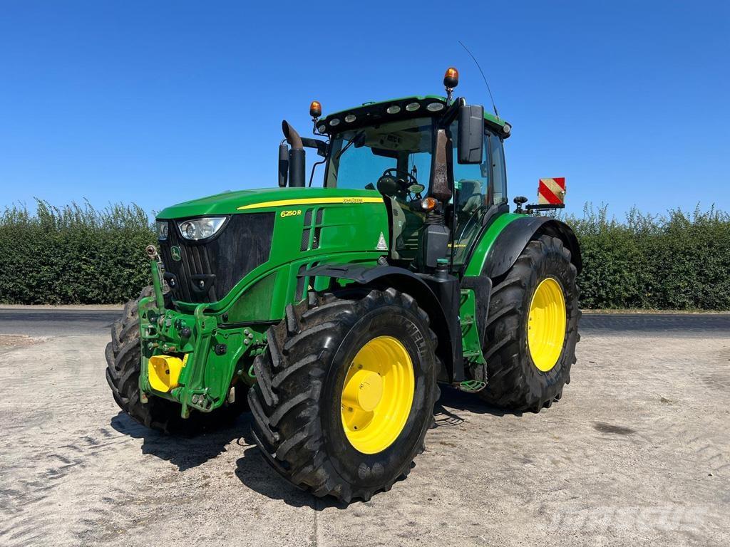 John Deere 6250R Traktorit