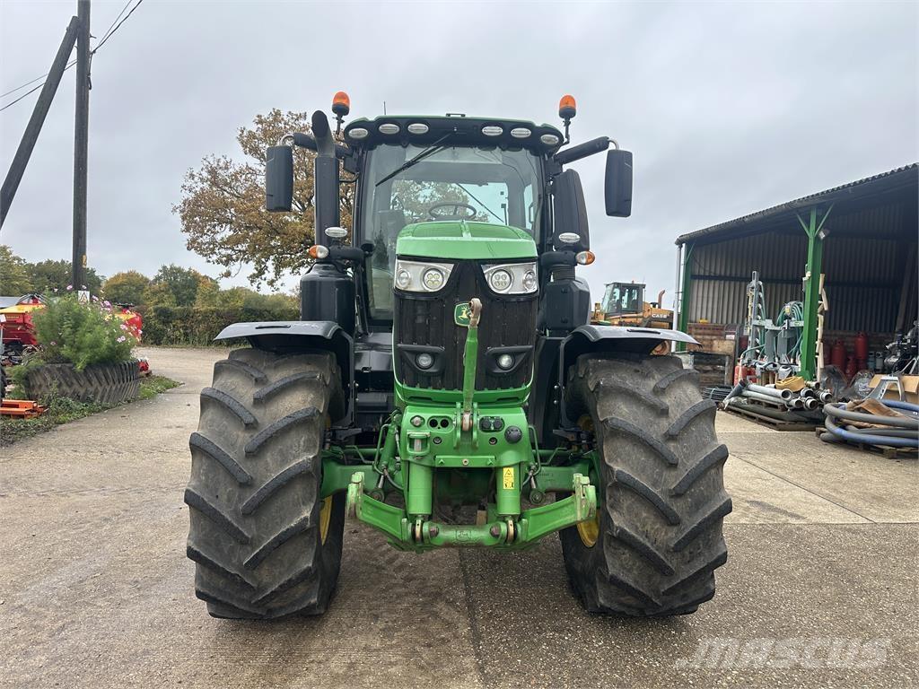 John Deere 6250R Traktorit