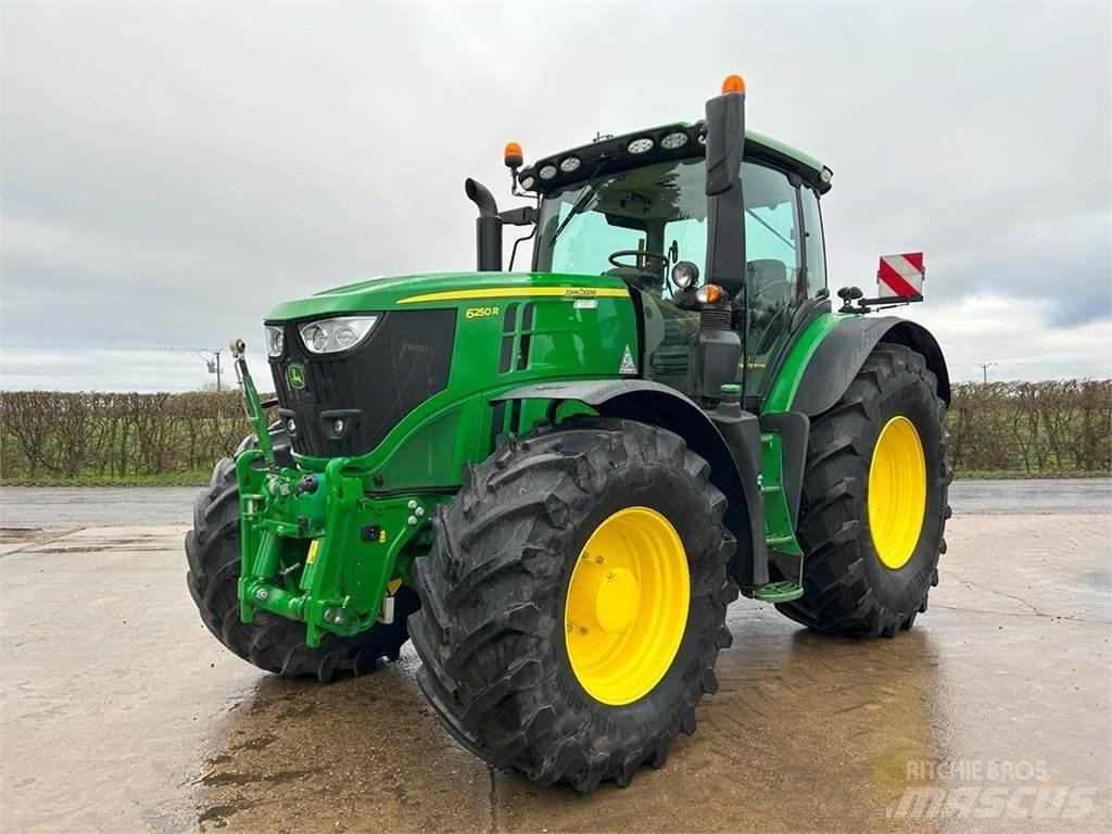 John Deere 6250R Traktorit