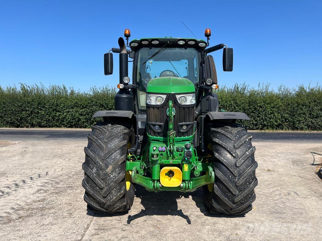John Deere 6250R Traktorit