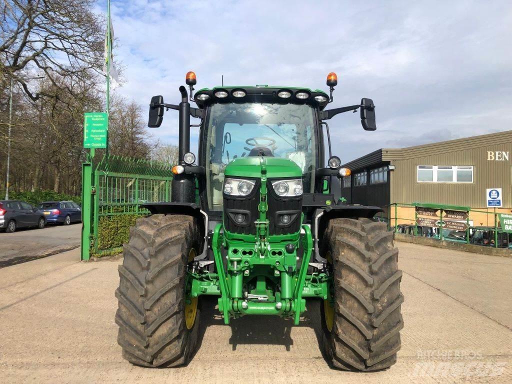 John Deere 6R130 Traktorit