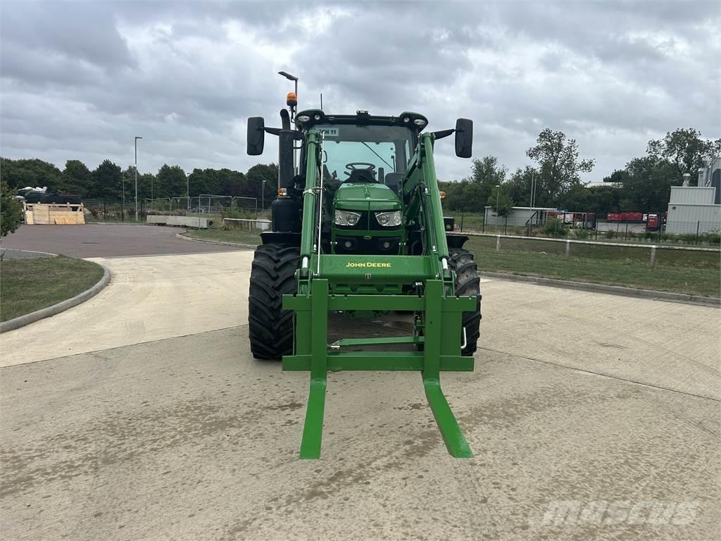 John Deere 6R150 Traktorit