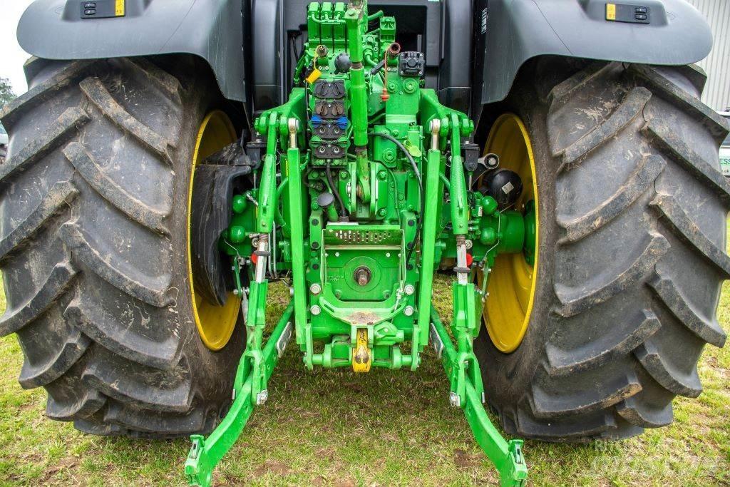John Deere 6R155 Traktorit