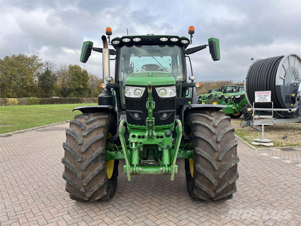 John Deere 6R155 Traktorit