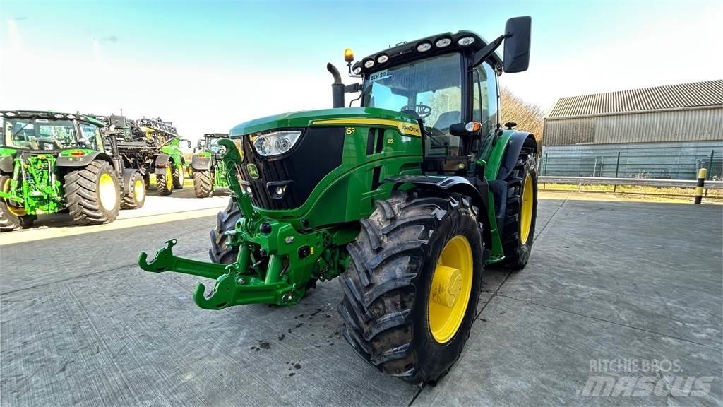 John Deere 6R185 Traktorit