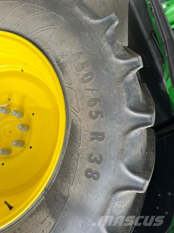 John Deere 6R185 Traktorit