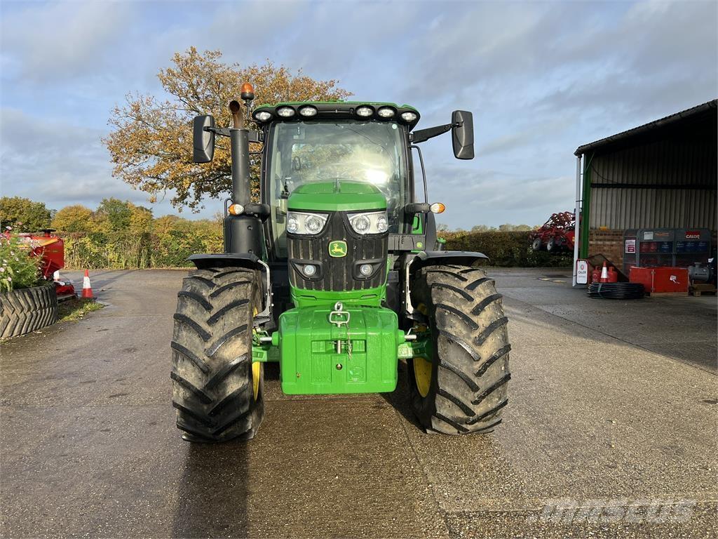 John Deere 6R185 Traktorit