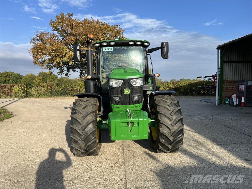 John Deere 6R185 Traktorit