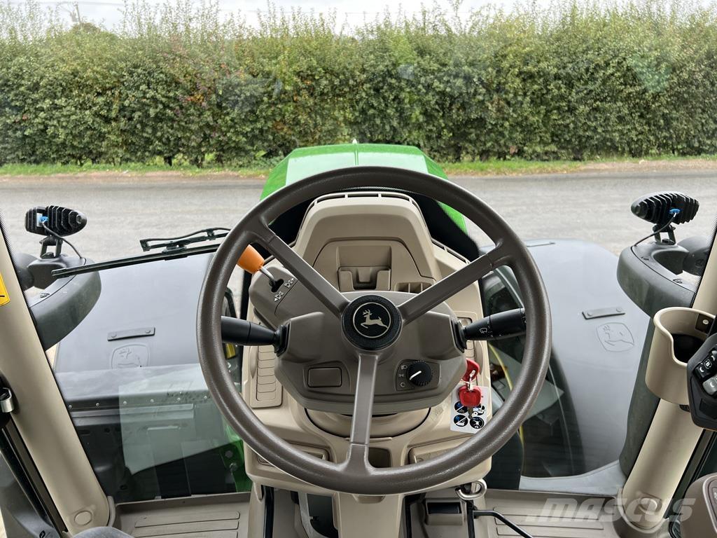 John Deere 6R185 Traktorit