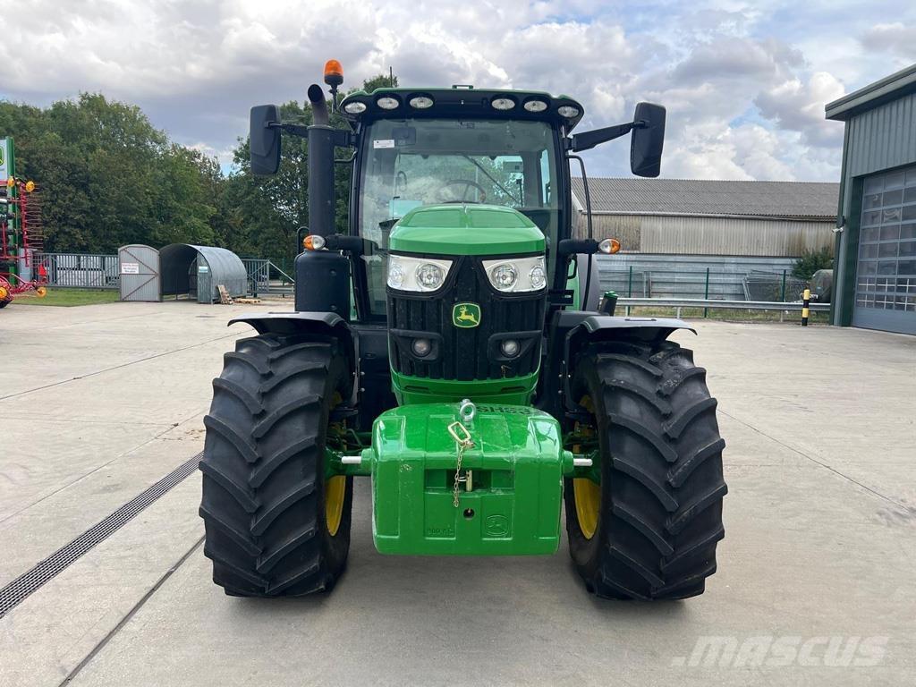 John Deere 6R185 Traktorit